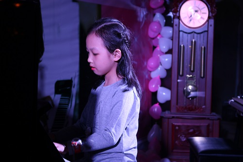 TƯ VẤN - Nên cho bé học đàn piano từ mấy tuổi là thích hợp nhất?